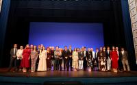 Imagen del alcalde de Alicante, Luis Barcala, en el acto celebrado en el Teatro Principal del pregón y presentación de los carteles de la Feria T...