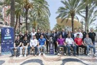 Foto de familia de la fase final de la Copa del Rey en la Explanada