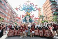 Imagen del alcalde de Alicante en la hoguera Florida-Portazgo ganadora del primer premio de Especial de las Hogueras
