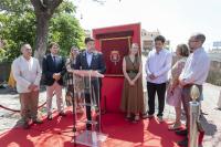 Imagen del alcalde de Alicante, Luis Barcala, en el acto en homenaje del ingeniero Florentino Regalado Tesoro que da nombre a la pasarela peatonal ...