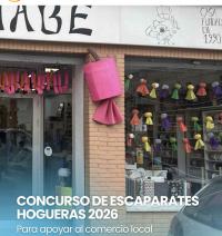 Imagen de un escaparate de Alicante decorado en Hogueras