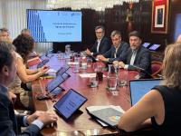 Imagen del alcalde de Alicante, Luis Barcala, en el consejo de administración de Aguas de Alicante