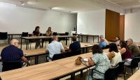 Imagen de la concejala de Comercio, Lidia López, en la reunión mantenida con las asociaciones y entidades comerciales de Alicante
