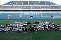 Imagen del alcalde de Alicante, Luis barcala, en la presentación de los equipos de la cantera del Hércules