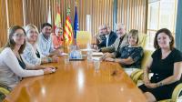 Reunión del alcalde y las concejalas Marisa Gayo y Mari Carmen de España con los miembros de ARA