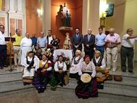 El Alcalde de Alicante junto a miembros de la Casa de Asturias