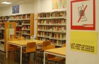 Interior de una de las bibliotecas públicas municipales de Alicante