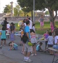 Imagen de archivo que refleja unas actividades infantiles en la zona de El Tossal 