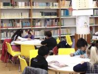 Sala de lectura de una de las bibliotecas de la red municipal