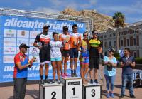 Conjunta de ganadores del Alicante Triatlón