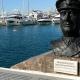 Monumento al capitán del Stanbrook en el puerto de Alicante 