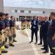 El concejal de Seguridad junto a los nuevos bomberos de Alicante