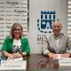 La responsable del Patronato de Turismo Alicante City&Beach, Mari Carmen Sánchez, y el presidente del Colegio Oficial de Médicos de Alicante, Her...