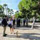 El alcalde Luis Barcala en su visita al parque de mascotas en el Cabo de la Huerta El alcalde Luis Barcala en su visita al parque de mascotas en el Cabo de la Huerta