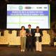 Imagen, del concejal de Vivienda, Carlos de Juan, recibiendo el premio a la gestión del parque de vivienda municipal en Barcelona. Imagen, del concejal de Vivienda, Carlos de Juan, recibiendo el premio a la gestión del parque de vivienda municipal en Barcelona.