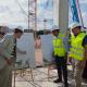El alcalde Luis Barcala visita junto con el presidente de la Generalitat, Carlos Mazón, las obras del CEIP La Almadraba