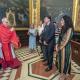 Imagen del alcalde de alicante, Luis Barcala, y de la concejala de Fiestas, Cristina Cutanda, en el acto de apertura de la hornacina donde se vener...